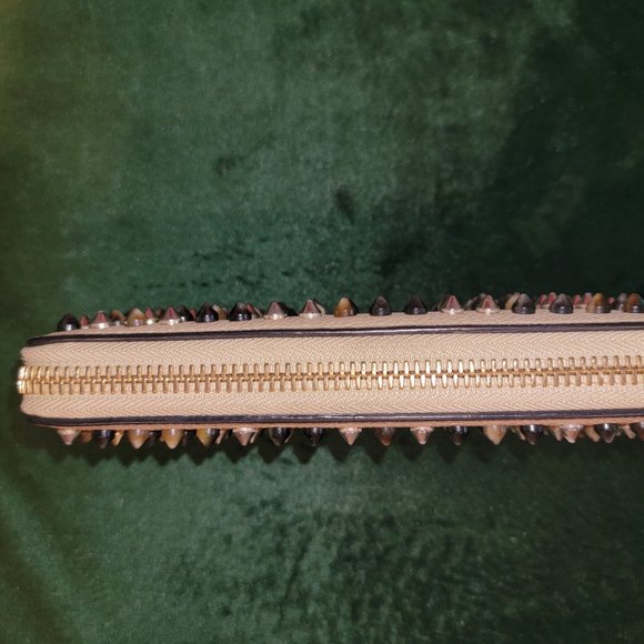 🎉 Cream Christian Louboutin Zip Around Panettone Wallet - Picture 9 of 10